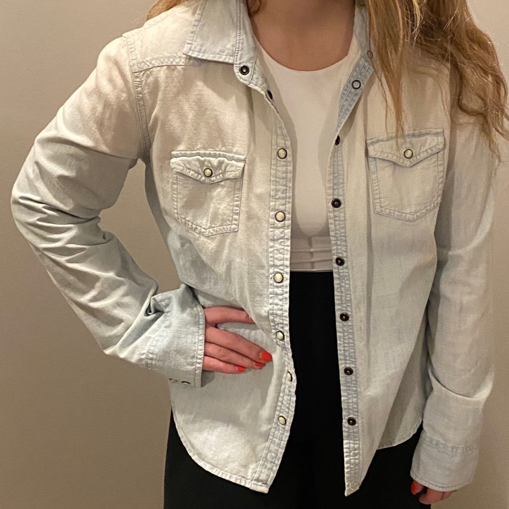 American Eagle Denim Button Down